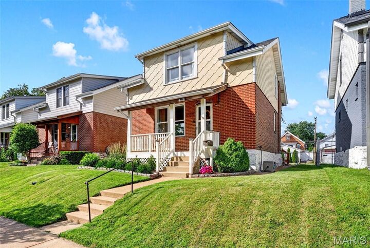Property Photo: 5325 Quincy Street MO 63109