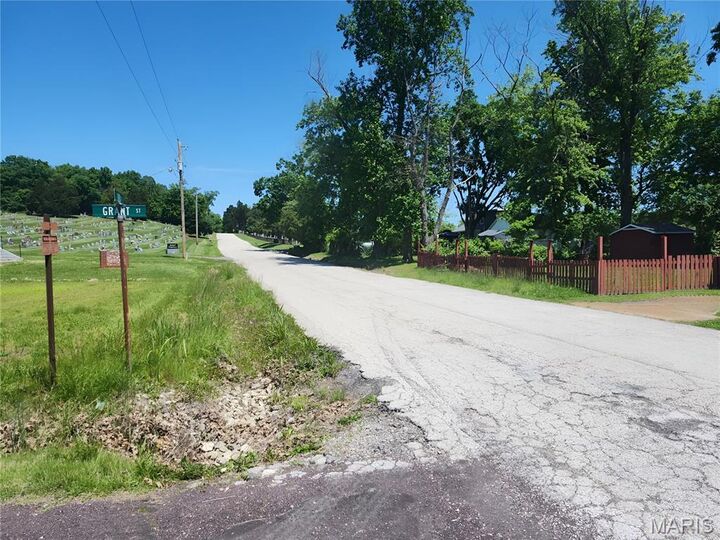 Property Photo: 429 Orr Street MO 63069