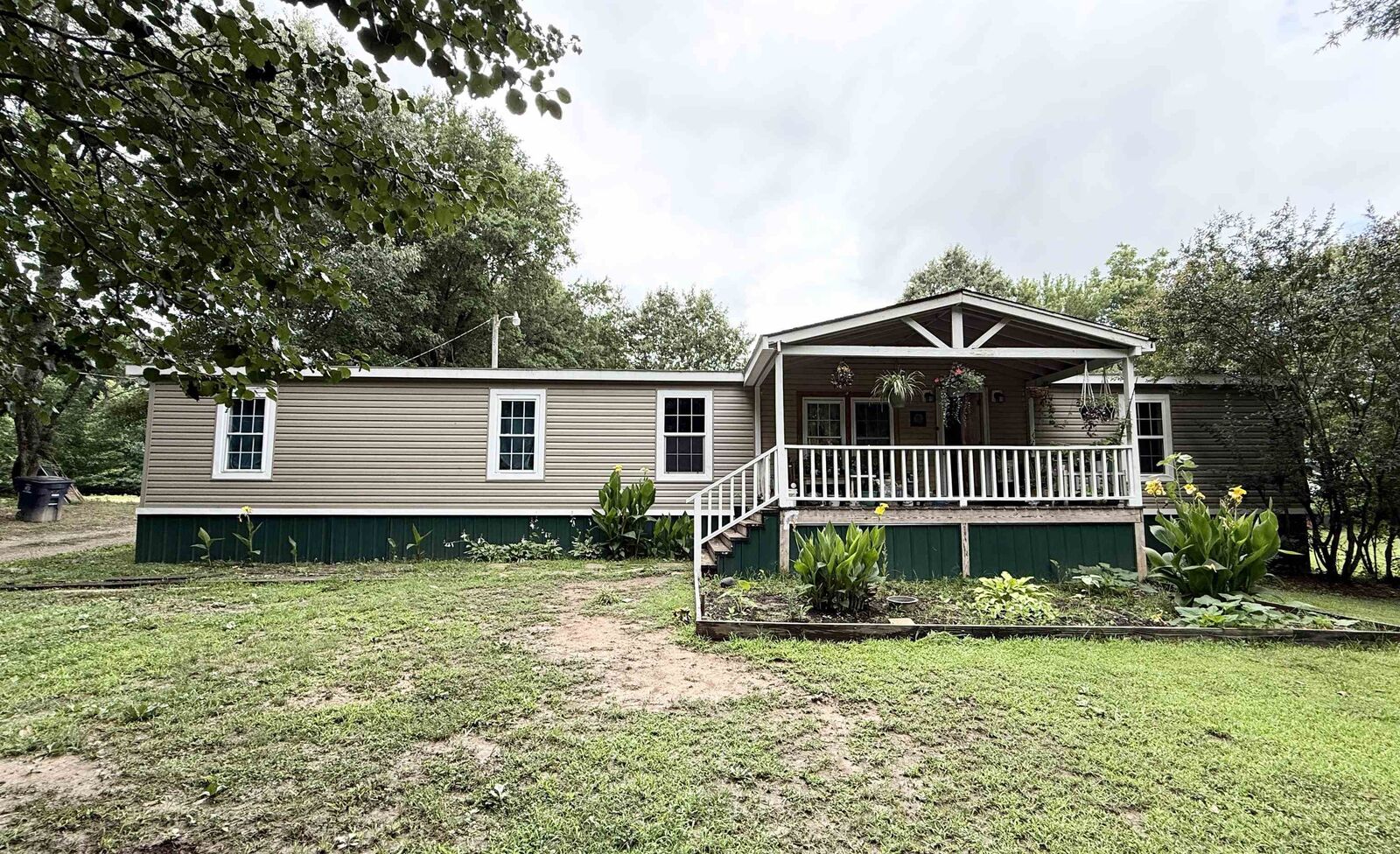 Property Photo:  4239 Concord Rd  TN 38037-4637 
