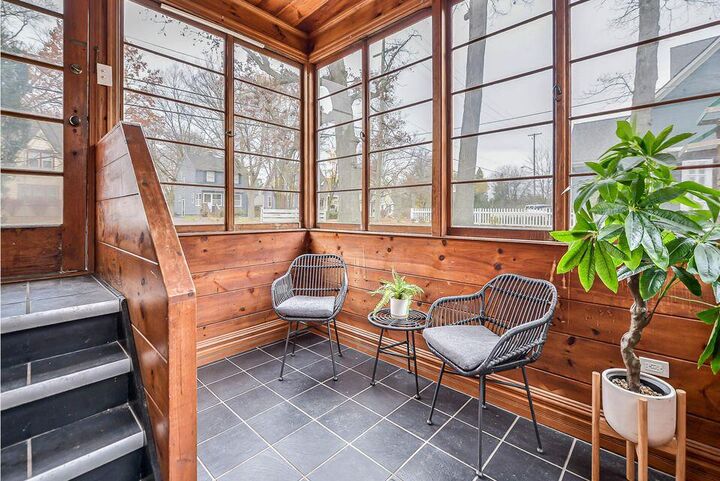 Property Photo: 814 Pauline Boulevard MI 48103