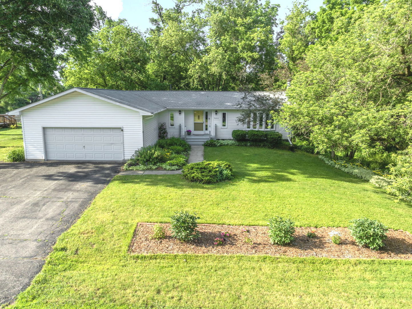 Property Photo:  7605 Ash Drive  IL 60097 