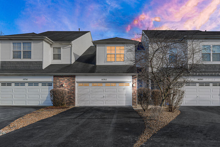 Property Photo:  16743 Winding Creek Road  IL 60586 