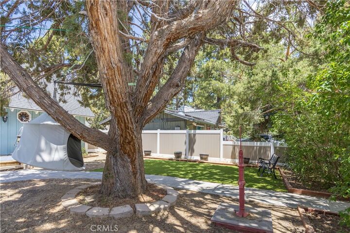 Property Photo: 1037 Sequoia Drive CA 92314