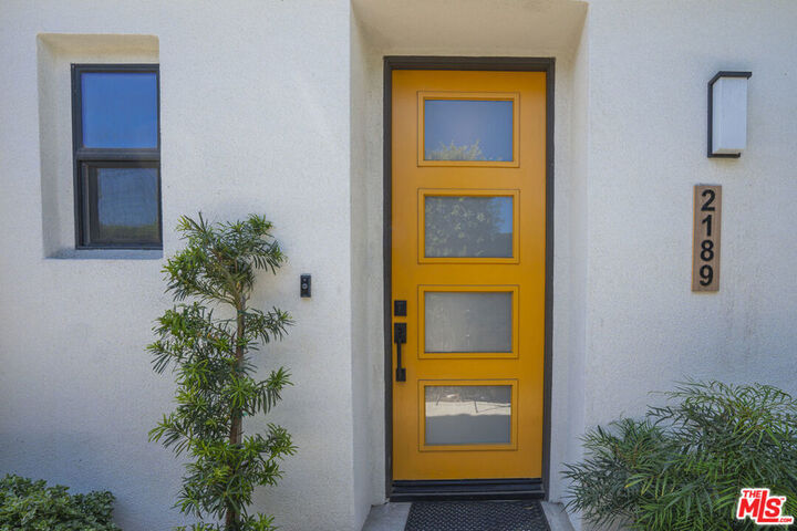 Property Photo:  2189 Bluewing Walk  CA 90249 