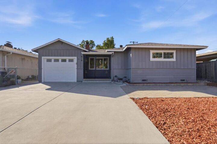 Property Photo:  919 Jeanne Avenue  CA 95116 