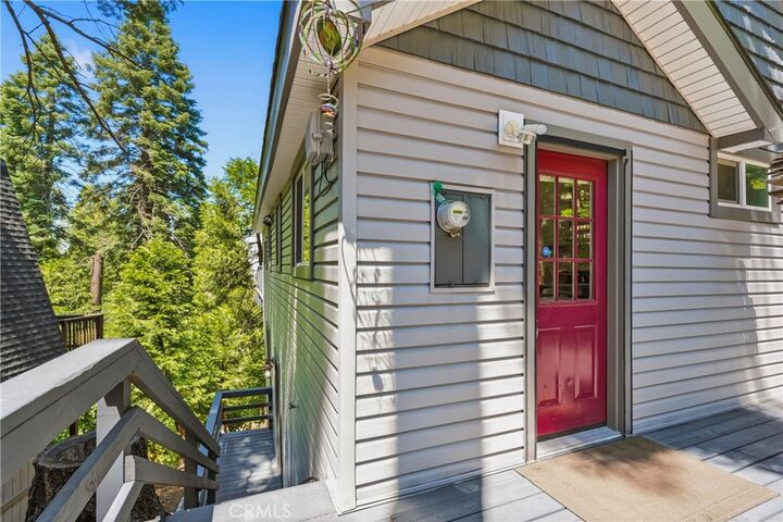 Property Photo:  721 Ivy  CA 92352 