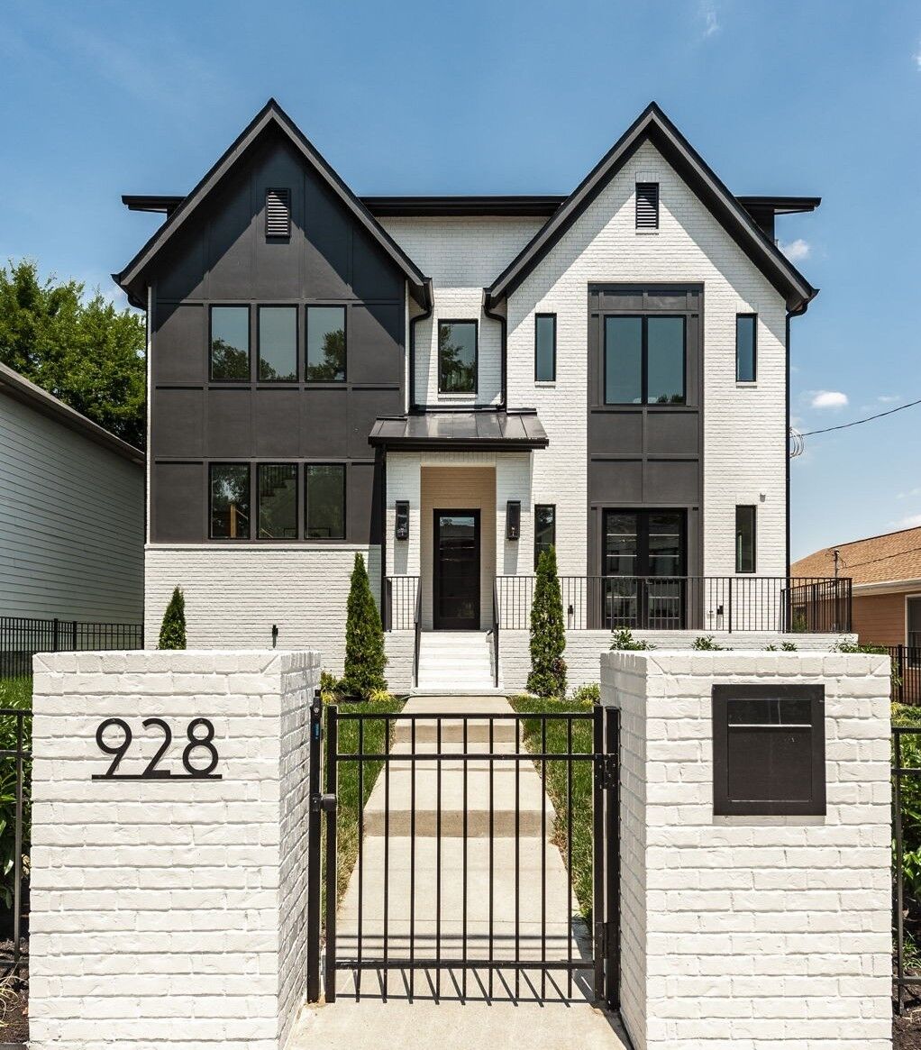 Property Photo: 928 11th Ave N TN 37208