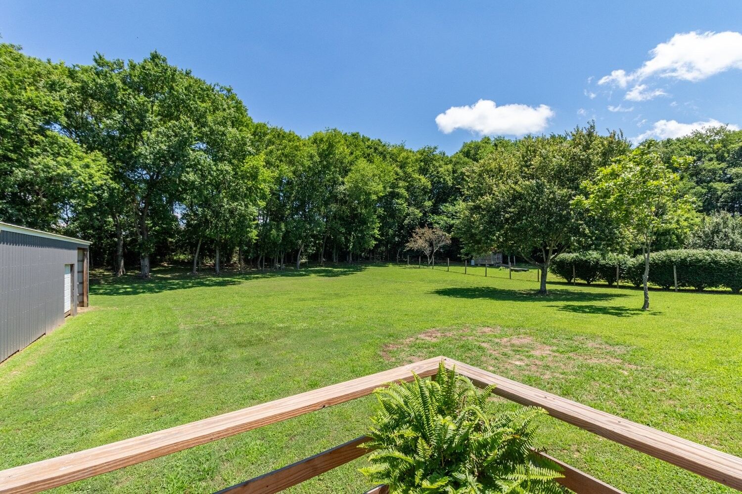 Property Photo: 1720 John Sharp Rd TN 37174