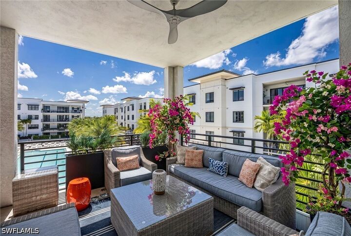 Property Photo: 1115 Central Avenue 456 FL 34102