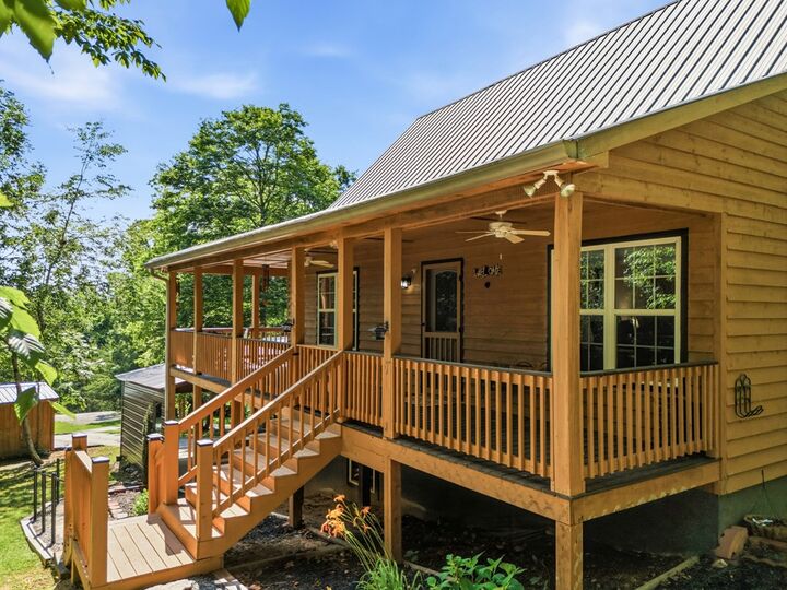 Property Photo:  2554 Rustic Ridge Trail  GA 30582 