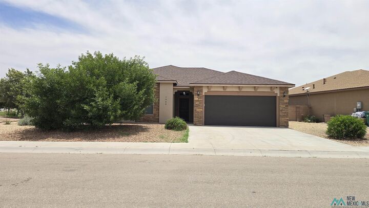 Property Photo:  1648 Redwood Loop  NM 88220 