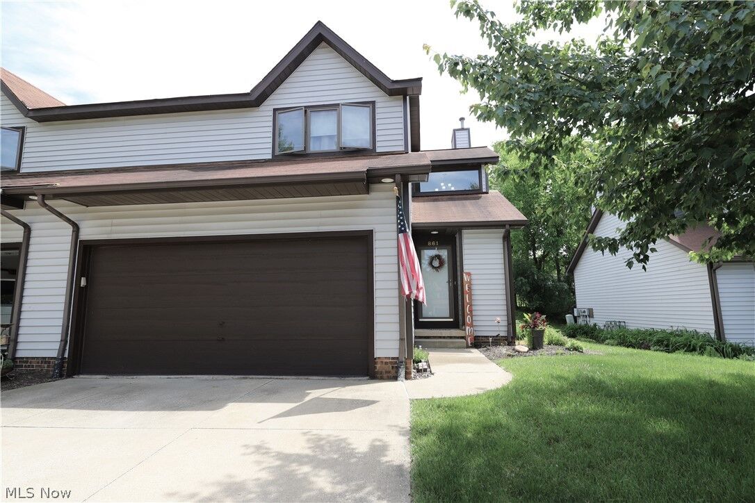 Property Photo: 861 Westland Drive OH 44256