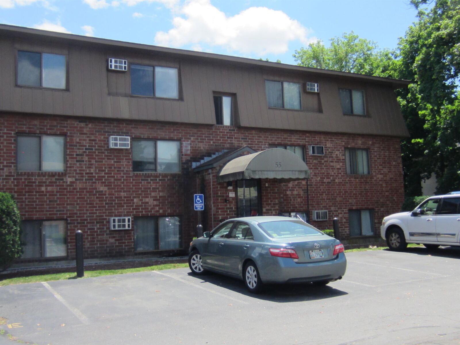 Property Photo:  55 Log Street  NH 03102 