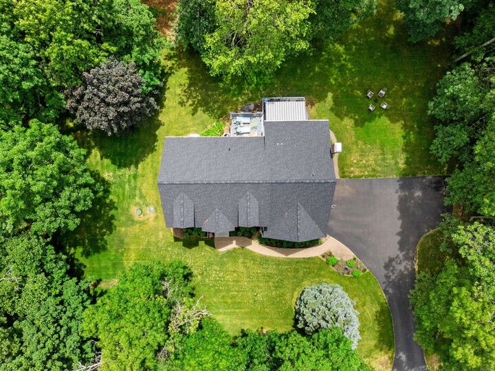 Property Photo: 8 Eagle Court NH 03840