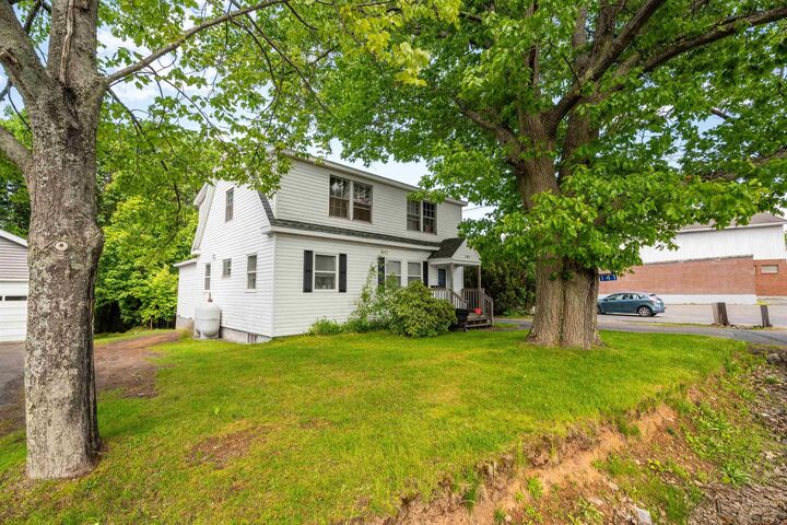 Property Photo:  141 Cresent Drive  NS B4N 3G9 