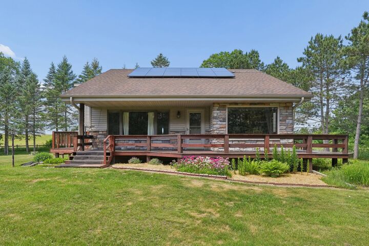 Property Photo: 2296 180th Avenue WI 54024