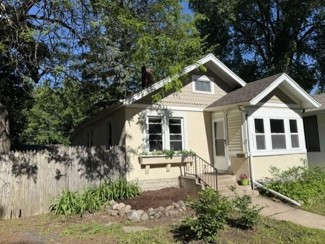 Property Photo: 3411 Queen Avenue N MN 55412