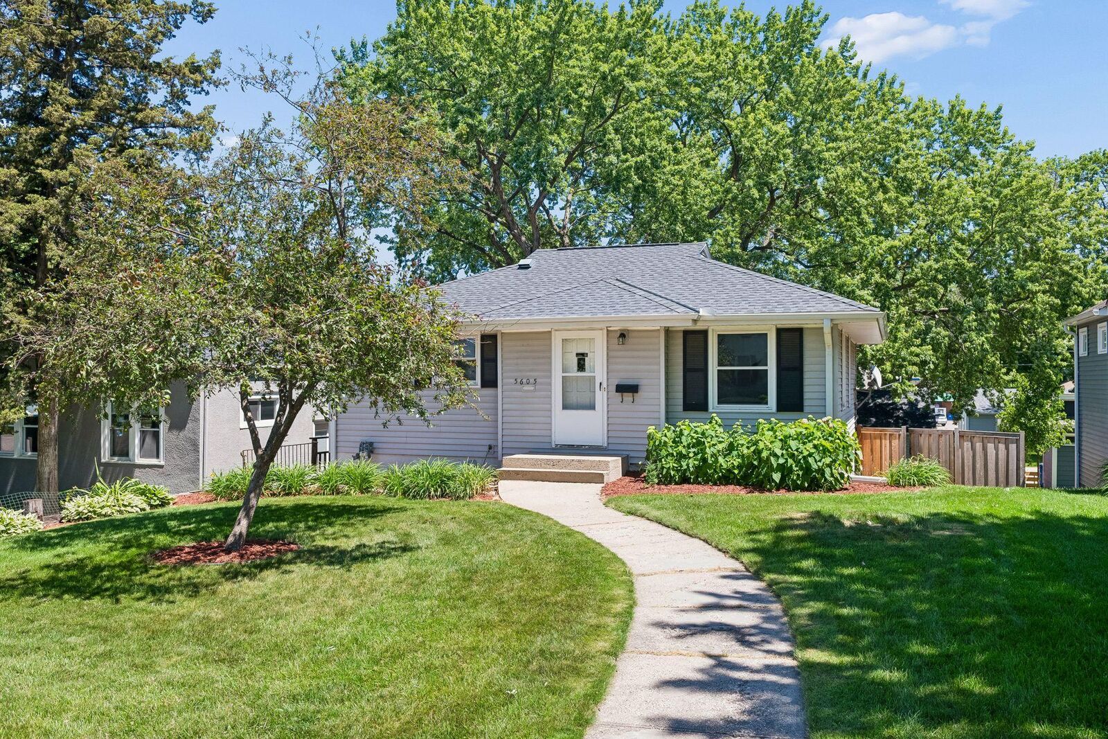 Property Photo: 5605 York Avenue S MN 55410