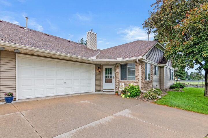 Property Photo:  545 Lovell Avenue  MN 55113 