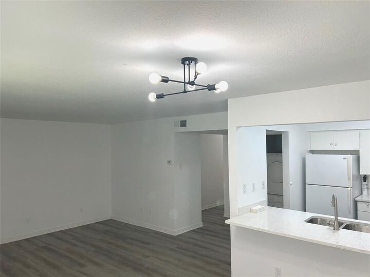 Property Photo:  5881 Preston View Boulevard 177  TX 75240 