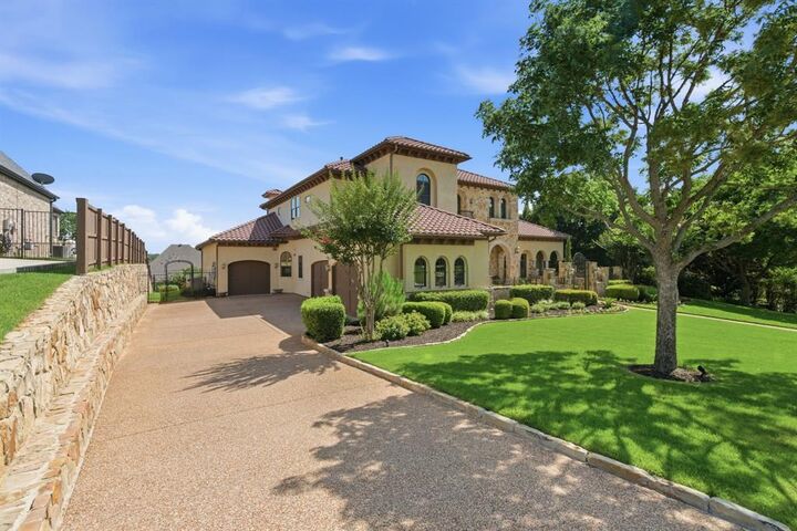 Property Photo:  1100 Tuscany Terrace  TX 76262 