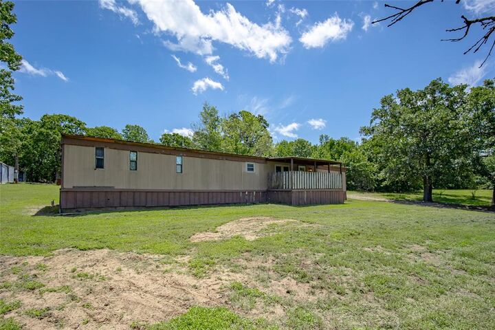 Property Photo:  11882 Ns 3650 Road  OK 74884 