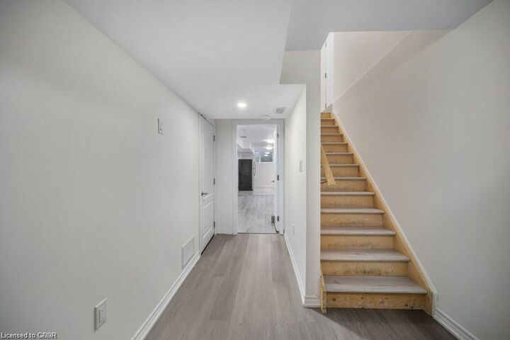Property Photo:  78 Couling Crescent  ON N1E 0J8 