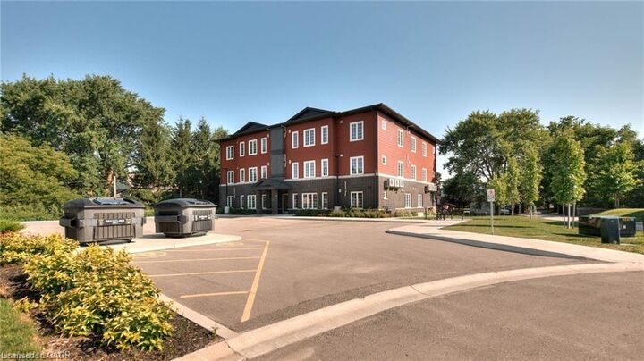 Property Photo:  33 Murray Court 9  ON N0K 1M0 