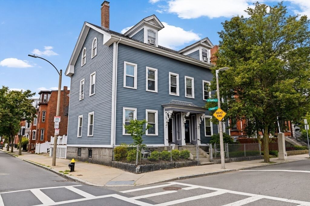 Property Photo: 683 East 4th St 1 MA 02127