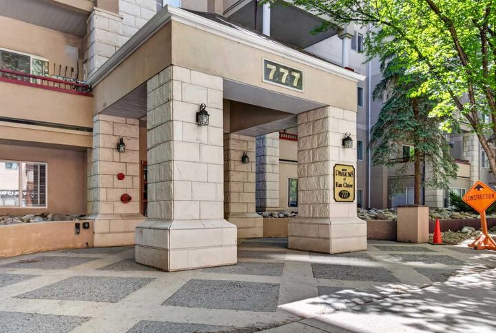 Photo de la propriété: 777 3 Avenue SW 215 AB T2P 0G8
