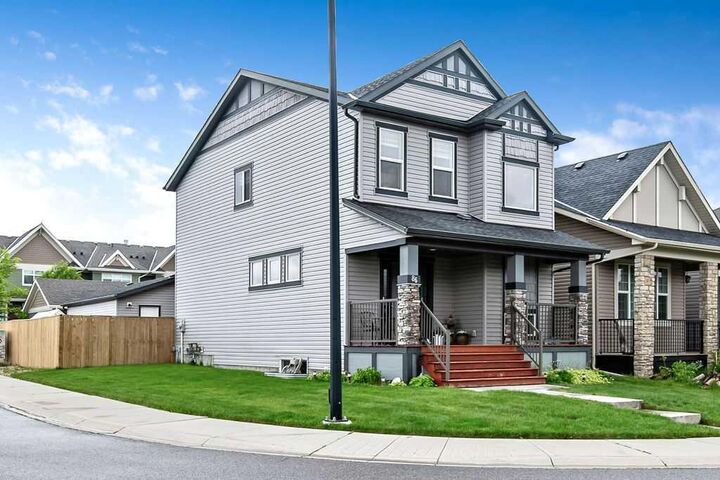 Property Photo:  86 Legacy Common SE  AB T0L 0X0 