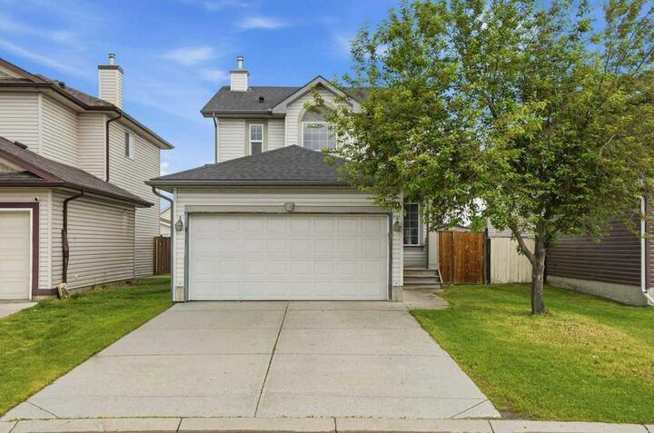 6 Taralea Place NE — photo 1