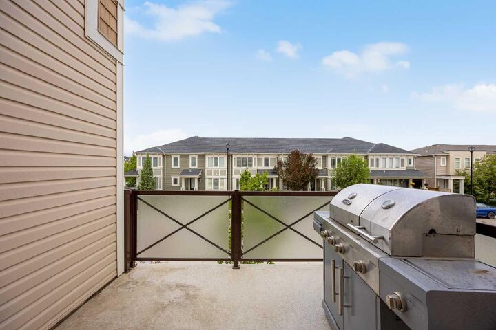 Property Photo: 11 Windford Crescent SW AB T4B 4A4