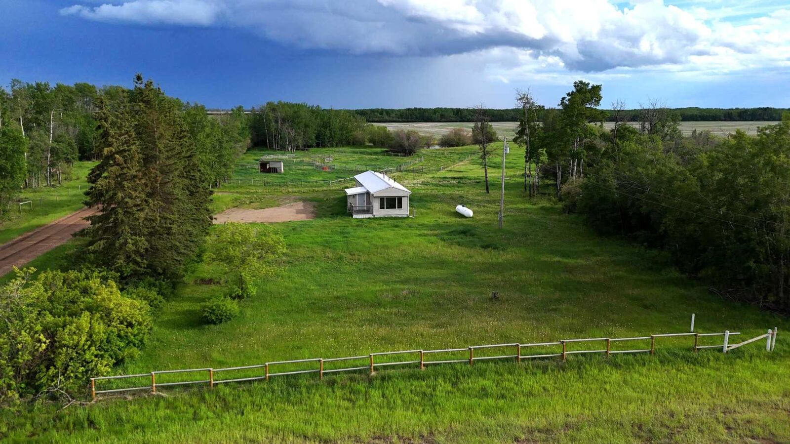 Property Photo: 74078 Range Road 13 AB T0H 1B0