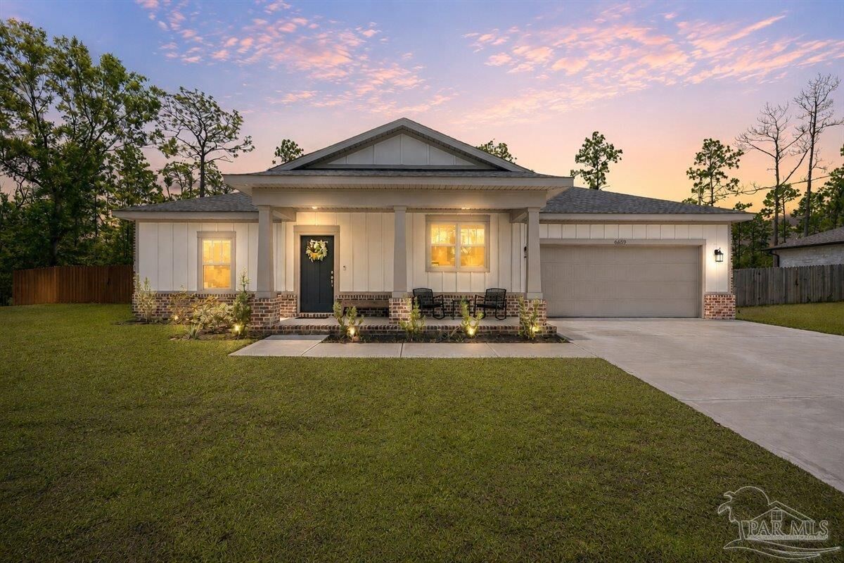 Property Photo: 6659 Rocky Shores Rd FL 32583