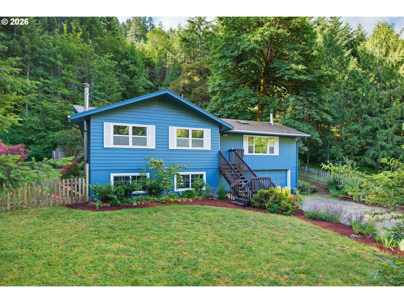Property Photo: 3480 Mill Creek Rd OR 97378