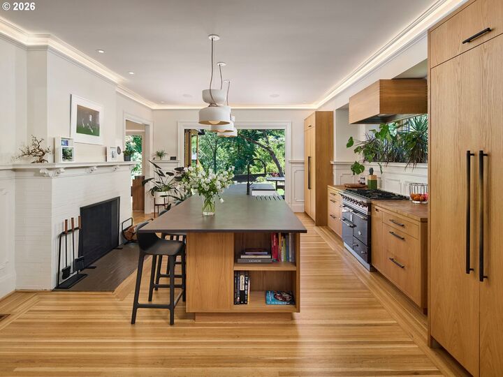 Property Photo: 1611 NW 32nd Ave OR 97210