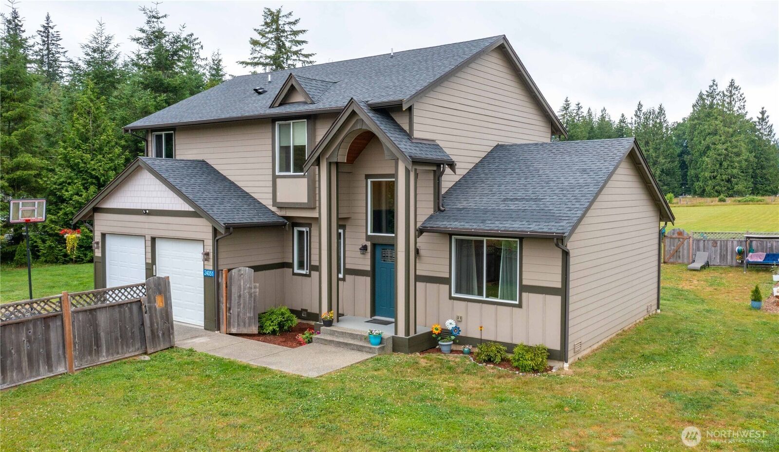 Property Photo: 24051 Mangat Lane WA 98284