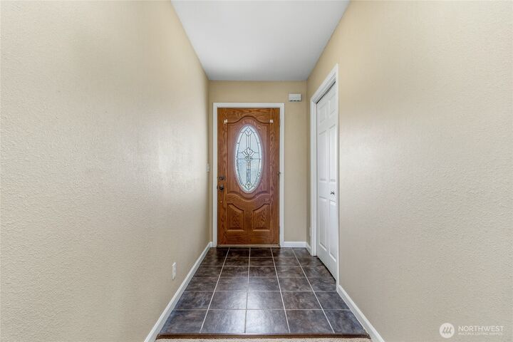 Property Photo: 204 NW Maria Street WA 99324