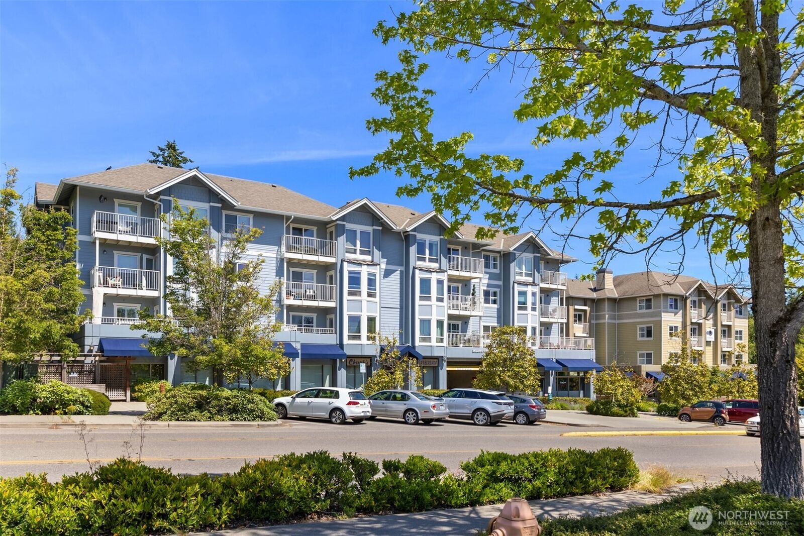 Property Photo: 300 High School Road NE 412 WA 98110