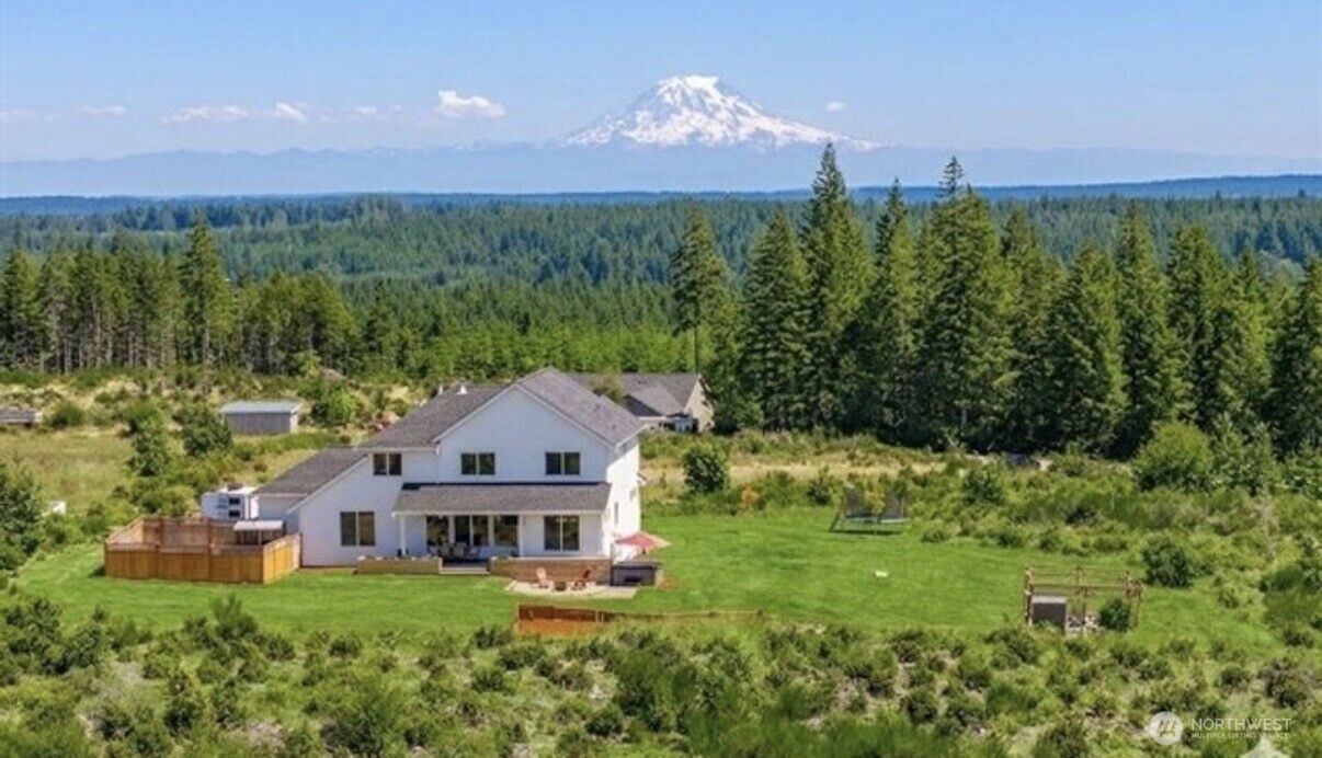 Property Photo:  381 E Benson Ridge Road  WA 98546 