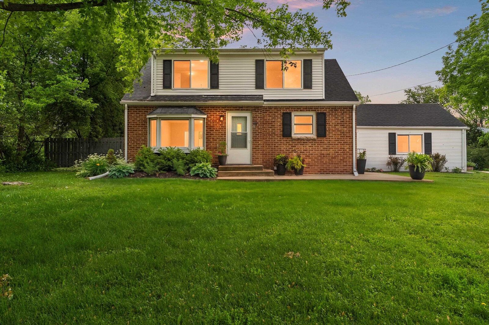 Property Photo:  811 Jordan Road  WI 54115 