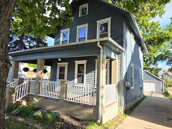 Property Photo: 1341 W 2nd Street WI 54914