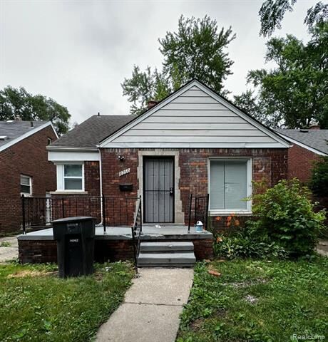 Property Photo:  8260 Coyle Street  MI 48228 