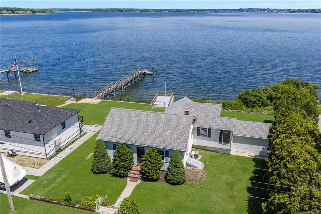 Property Photo:  2 King Phillip Avenue  RI 02809 