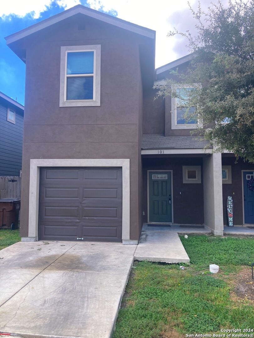 Property Photo: 6942 Lakeview Dr 101 TX 78244