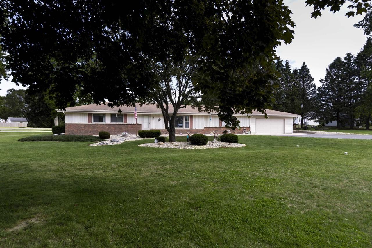 Property Photo:  4168 N Lunar Drive  WI 53546 
