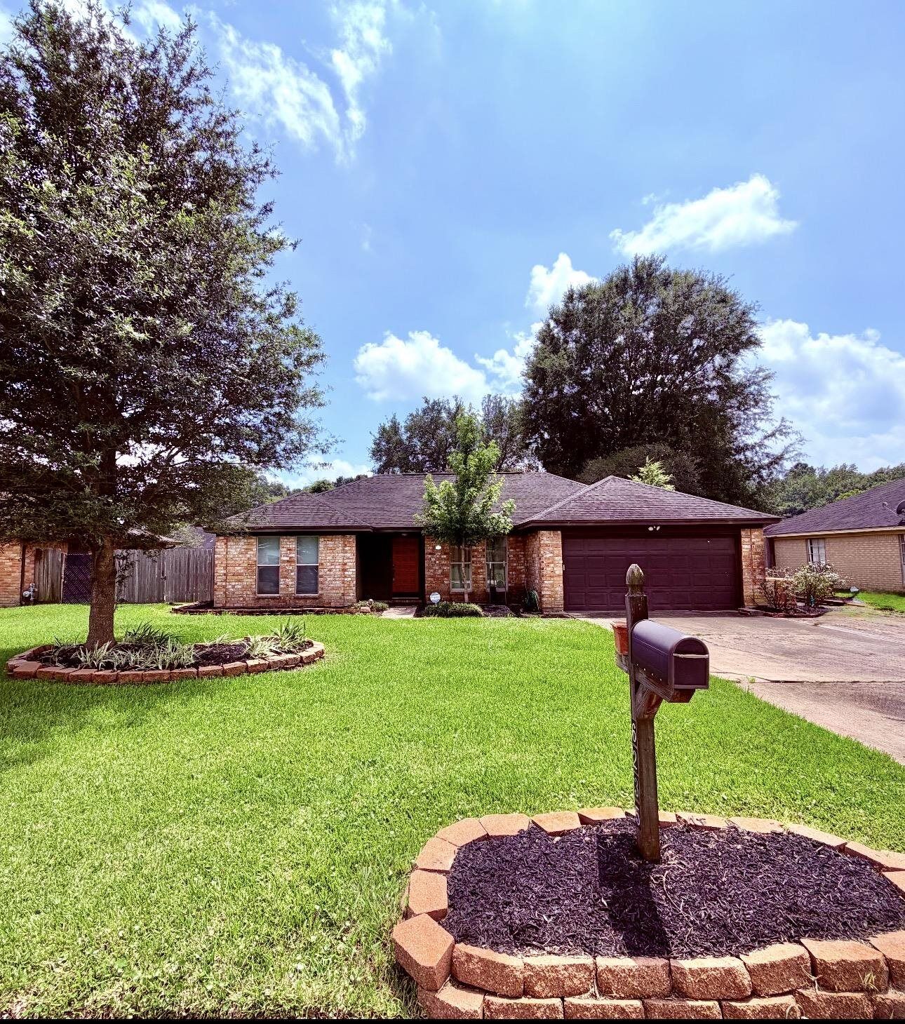 Property Photo: 6235 Navajo Trail TX 77708