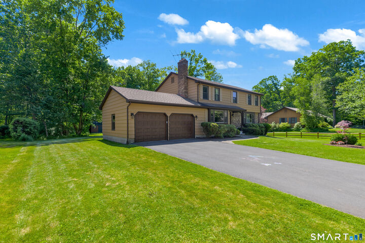Property Photo: 86 Carriage Way CT 06095