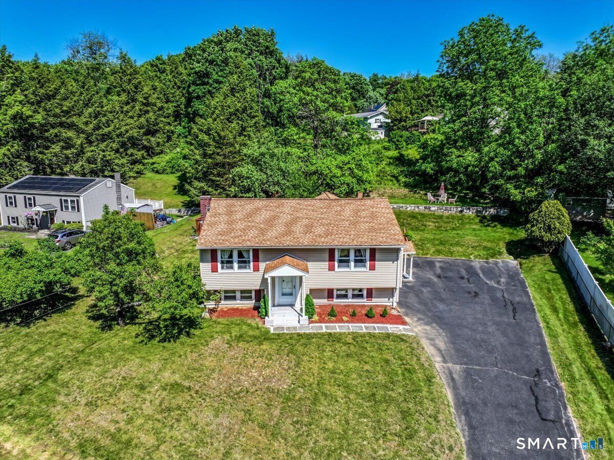 Property Photo:  57 Pumpkin Hill Road 2  CT 06776 